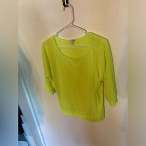 4/$25 Bongo 3/4 sleeve top in neon green in size Large . Excellent condition